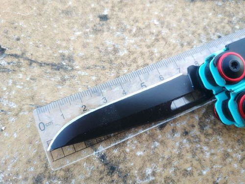 一身腔調(diào),自在生活 瑞士科技變色龍戶(hù)外多功能鉗